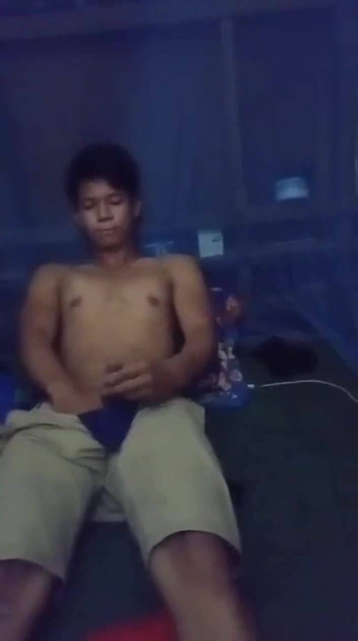 Fleshlab Gay: Virgin Sexy Pinoy Twink Boy Masturbation