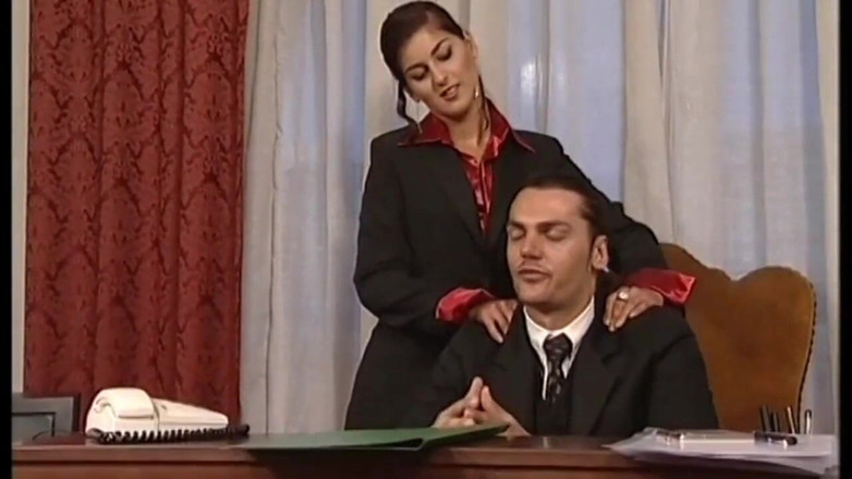 XTime Vod: Donna D'onore - (full Movie - Original Version)