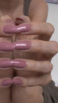 Emocionantes unhas rosas longas, JOI, Lady Victoria Valente