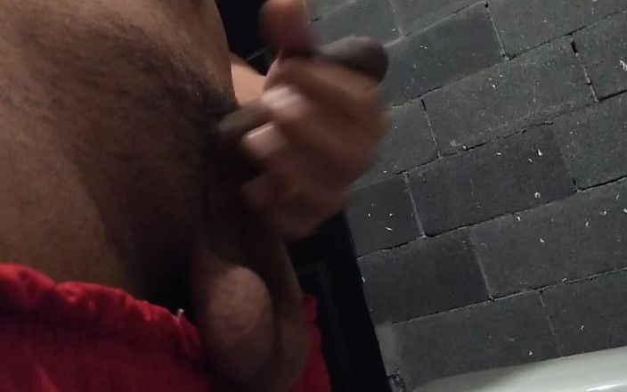 AlexAlejandro13: How Delicious I Pee