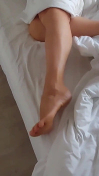 Bini blonde matang amatur menikmati seks bogel untuk bangun