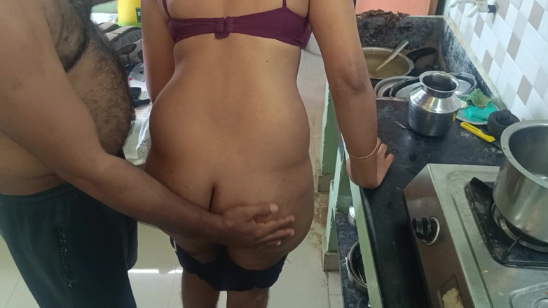 Palani69: โรแมนติกท่าถอยหลังในครัว