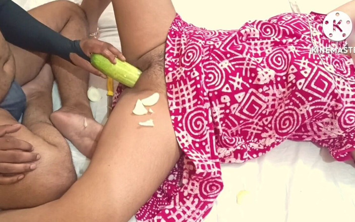 Abhikshasexvideos: Kheera in Die Muschi Von Sunisha Bhabhi Einführen