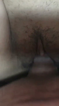 Un collega mi è venuto di notte e è entrato dal mio fratellastro a casa sua
