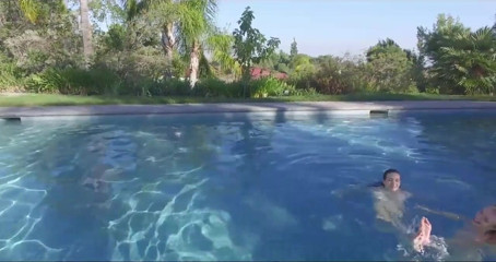 XTime Vod: Blonde babe masturbation in the swimming pool