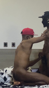 Gay cara fode de quatro sensualmente