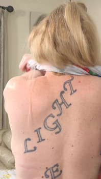 Summer Angel Lee - stříkání na posteli