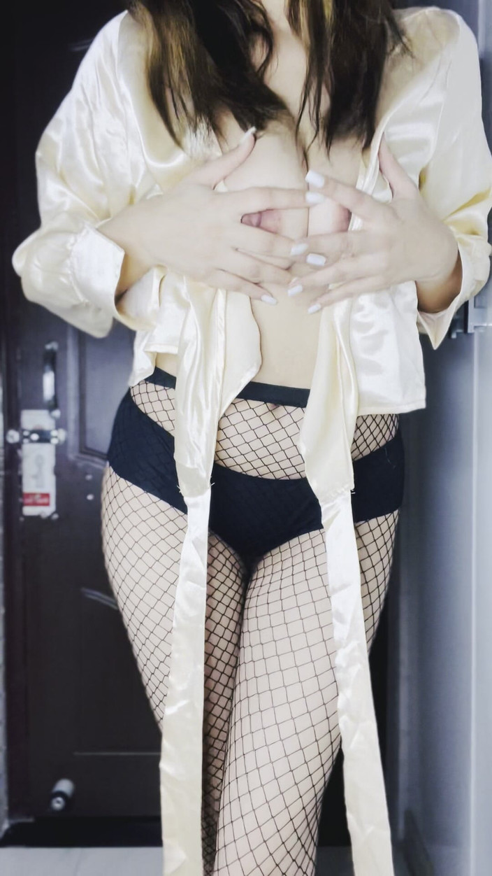 Grey_videos: Gelébröst