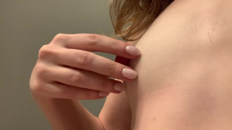 SexyMissMe: Cewek ini lagi asik menggoda sampai putingnya menggoda