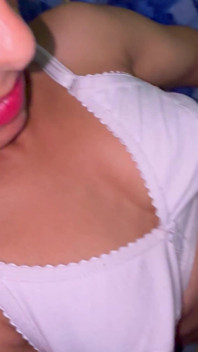 Desi Bhabi Boobs in Bra