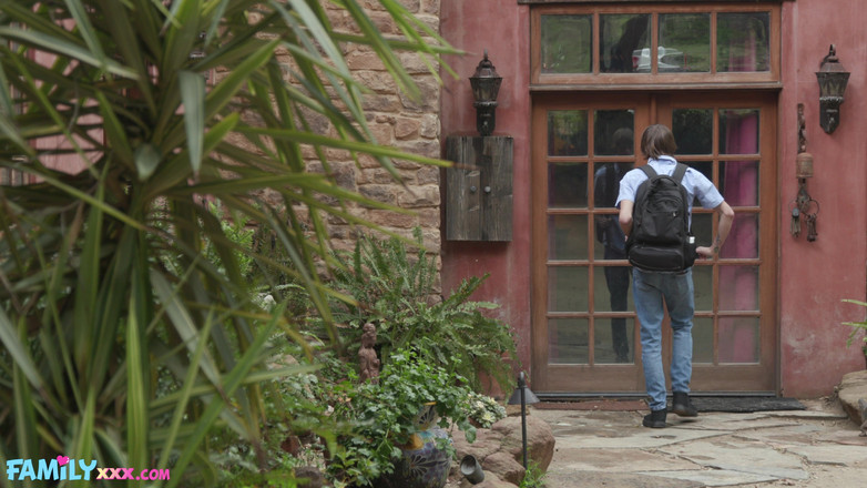 FamilyXXX: Vanessa Cage Did Not Expect Such a Big Surprise