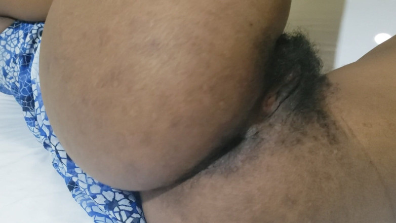 Lovemina: 섹시한 새엄마 후장 따먹고 싶어
