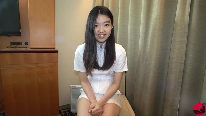 Studio JAV Launcher: Donne in uniforme 0738 senza censure