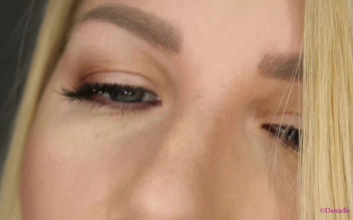 Danielle Maye: Labios hermosos personalizados