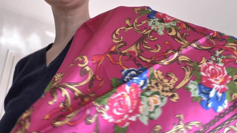 Lady Victoria Valente: 缎面头巾时装秀和布上射精，JOI，维多利亚·瓦伦特夫人