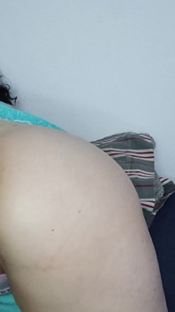 我正在为我男朋友录制视频。