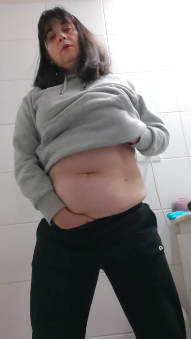 Mommy big hairy pussy: Masturbarse madrastra