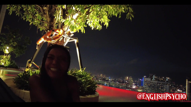 English Psycho: Dia salah satu baddies trans Asia paling terkenal &amp; aku menyetubuhi...