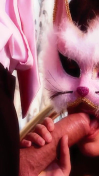 Los Gatitos Más Calientes 2_busty Escena En Lencería Follando Juntos En Una Orgía