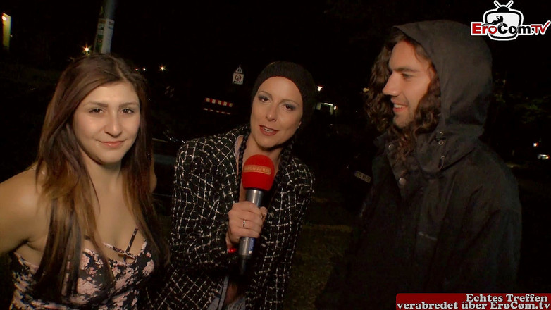 EroCom: Turista sexual en la calle siendo rewed para mamada en...