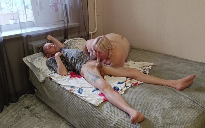 Zona901: Flickvän sväljer kuk djupt och sväljer tjock sperma