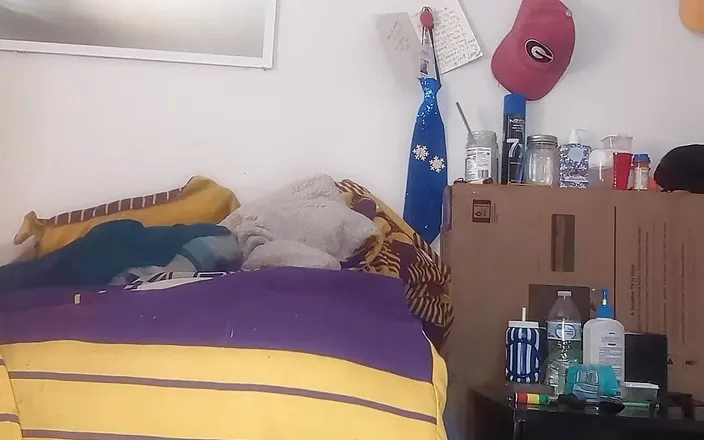 IvyTaylorCouple: These Two Love to Have Sex. Lots Licking, Sucking, Squirting,...