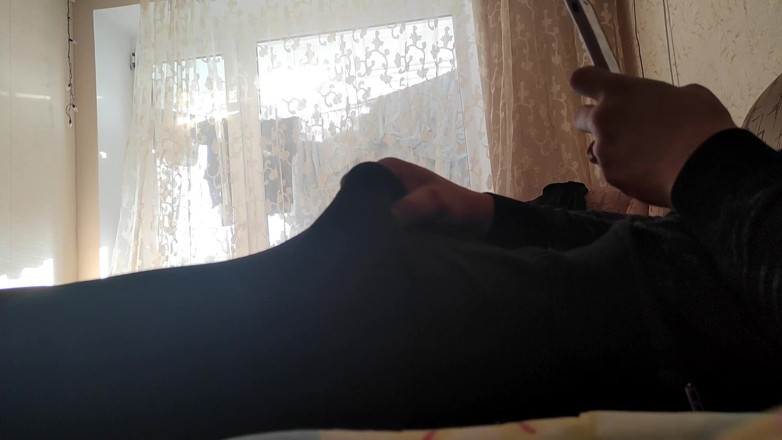 Auff: ghar par paintij men hastamaithun karna aur porn dekhna