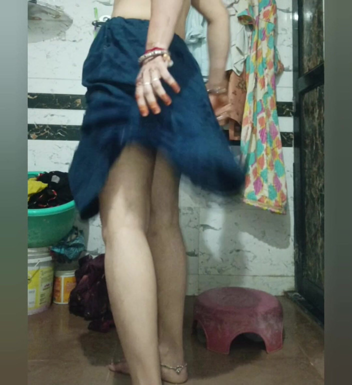 Priyahot77: Indianca Priya Bhabi - masaj corporal sexy