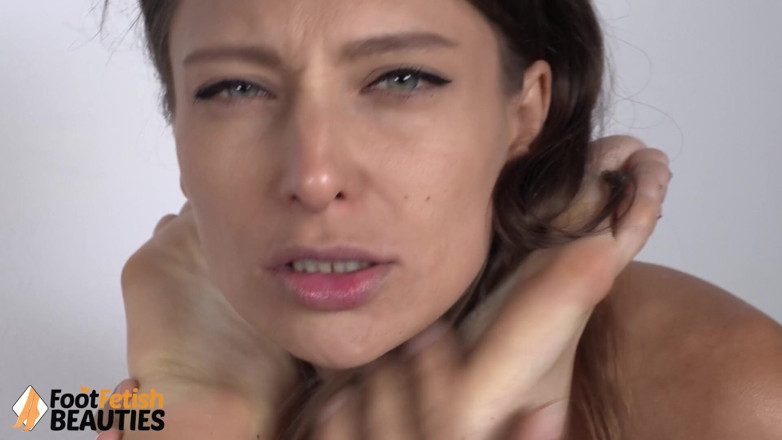 Foot Fetish HD: Naughty Babe Talia Mint Enjoy Licking Gaia's Feet and Round...