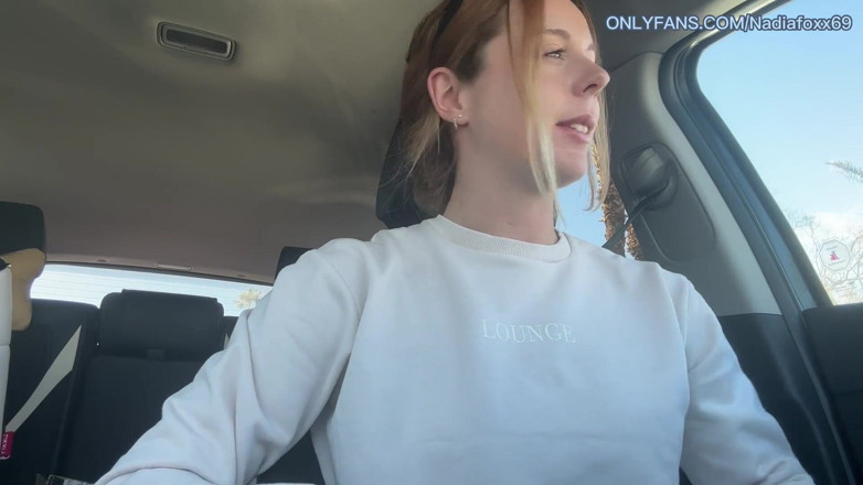 Nadia Foxx: चरमसुख vlog Day !! रसीली मस्ती, बीटीएस और बहुत अधिक वीर्य निकालने के पूरे दिन के लिए मेरे साथ जुड़ें!