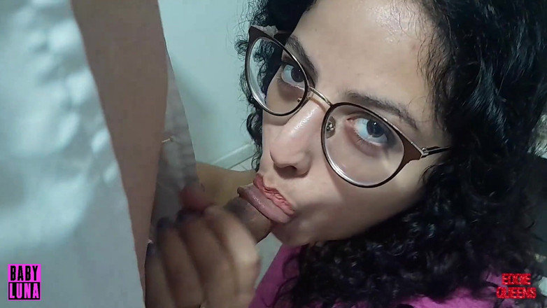 Eddie Queens: Мій зведений брат стоматолог дає мені свій смачний м'ясний льодяник в якості призу