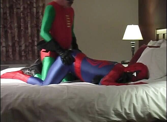 Boy Zone: Gay akce se dvěma nadrženými muži