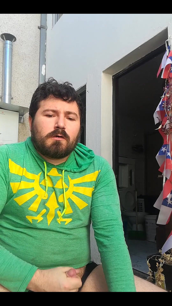 Rokkuman: Masturbando fora