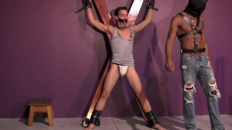 Dream Boy Bondage: Schiava arrabbiata - capitolo 1