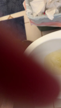 Une Petite Bite Vierge Fait Pipi