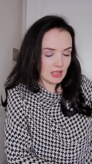 Faye Taylor: Boss Disciplines You JOI