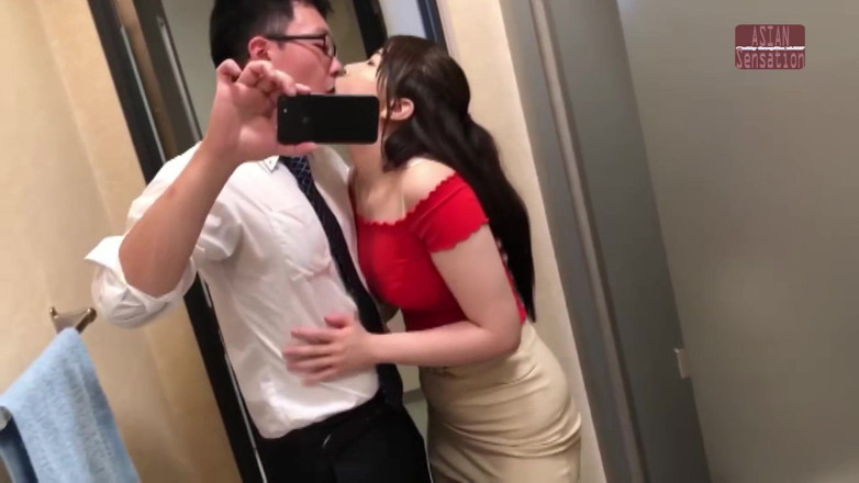 Juicy Bounce JAV Club: Reunión con mi primer amor casado tetona - sus burlas conduce...