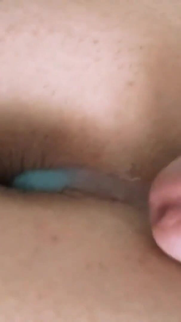Cumming to anal hole (Annyfist1)