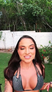 Summer California TV - Tour Monique