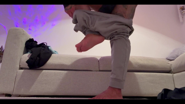 Jasons feet: Il giocatore releaseoccer si prepara per il gioco con i...