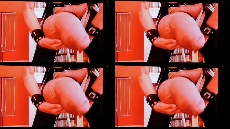 Monster_Meat_: cockzillaの後ろ姿と正面のクローズアップ