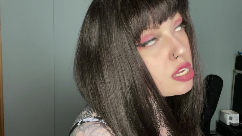 Miss Valentina: 10 причин залишити дружину