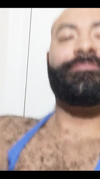 Нюхаю нижнюю