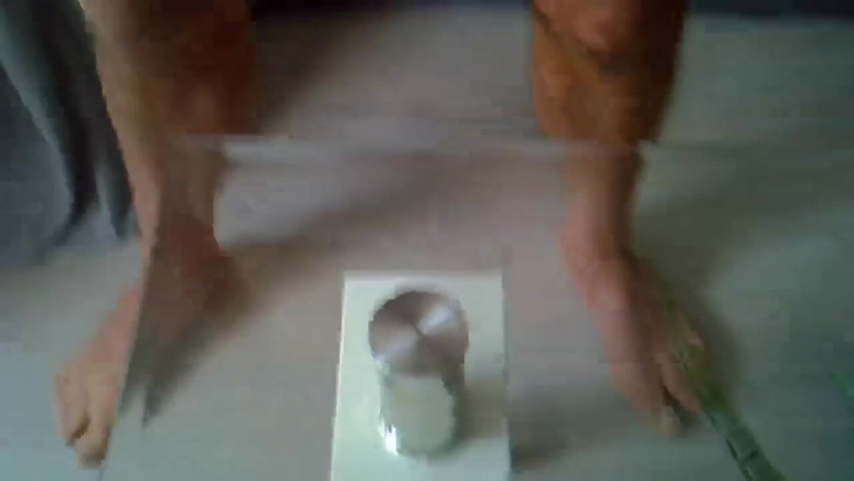 Daddybearvlc: 유리 테이블 정액 덤프