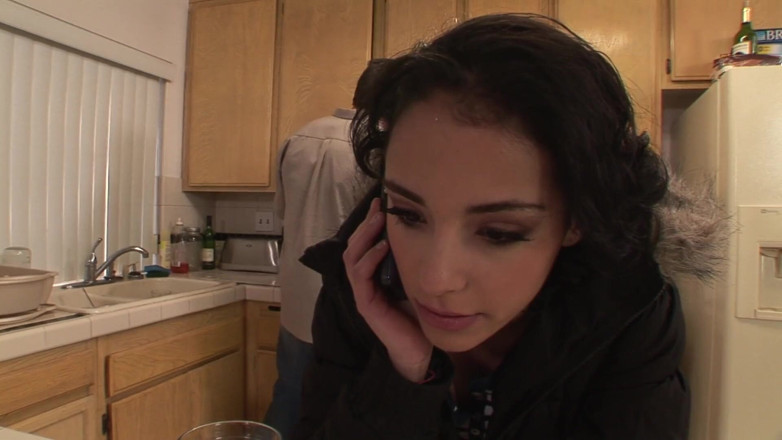 18 CLUB: Eve Evans fode Lee Stone em seu quarto