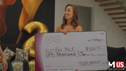 Model Media US: Jerkaoke - Christy love aur Alex mack
