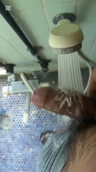 Dusche vor der masturbation