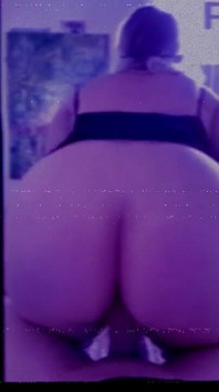 Blonde milf ontmoet haar Arabische klant