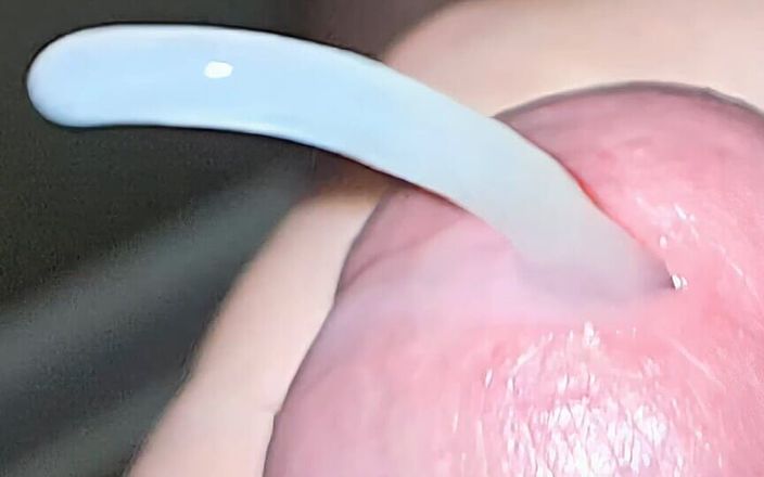 Cum Juggler: C.u.m.s - Close up and Motion Slowed - an Ultra Slow Solo...