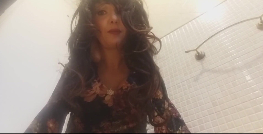 savannahamatoriale: The Porn Misadventures and Received From Her Brother-in-law: Monia Told...